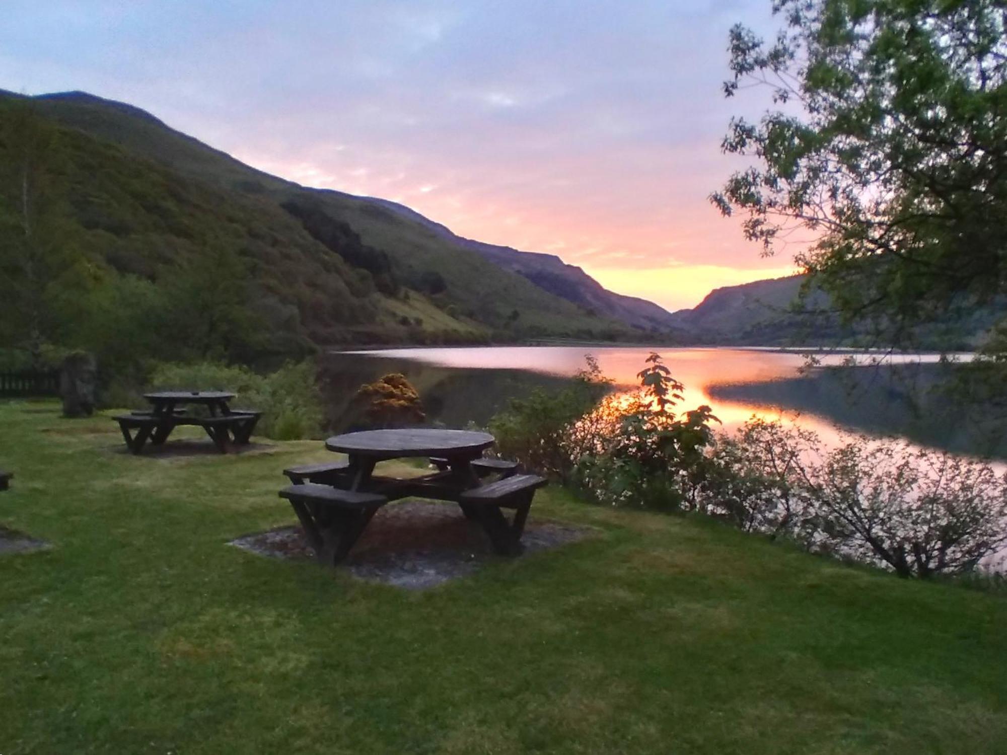 佩尼邦特住宿加早餐旅馆 Tal-y-llyn 外观 照片
