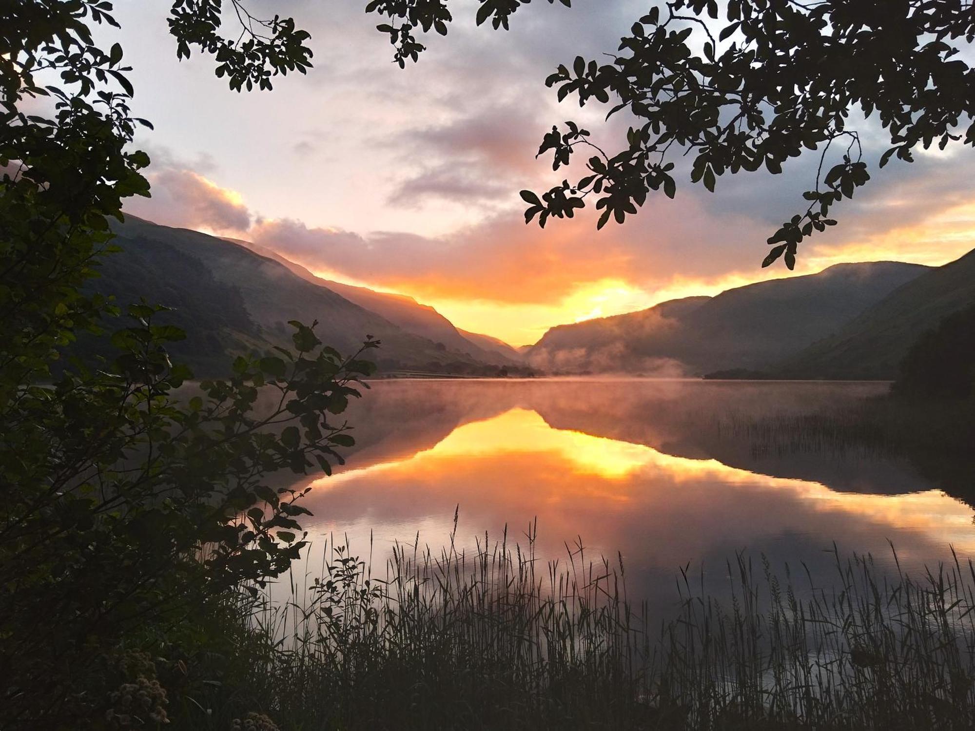 佩尼邦特住宿加早餐旅馆 Tal-y-llyn 外观 照片
